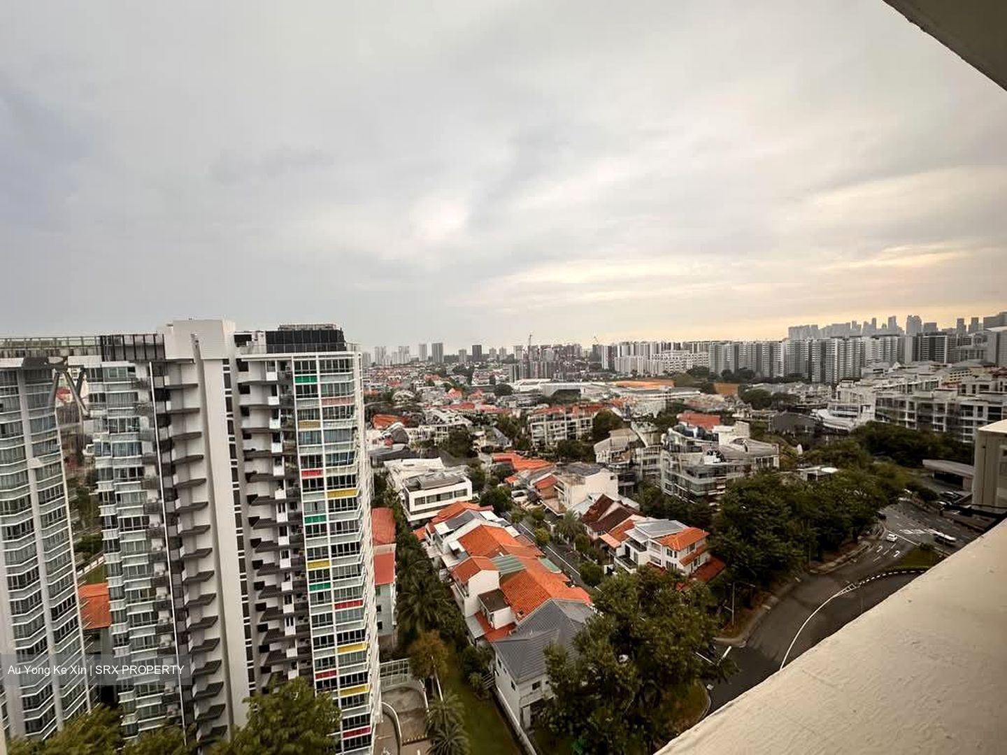 City Plaza (D14), Apartment #592046671